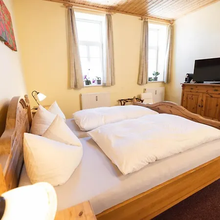 Friedrichshof 3*