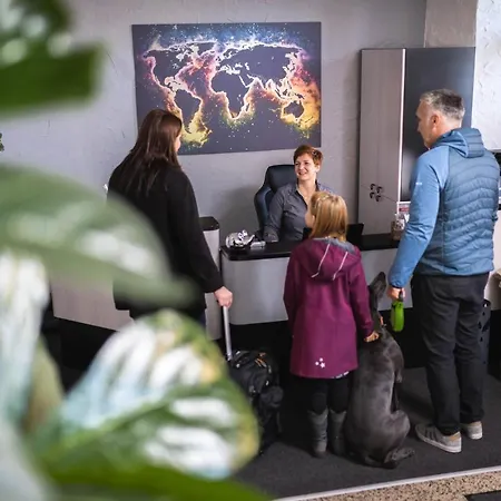 Friedrichshof בית הארחה