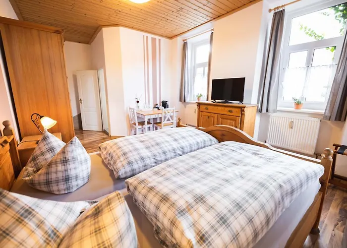 Friedrichshof בית הארחה