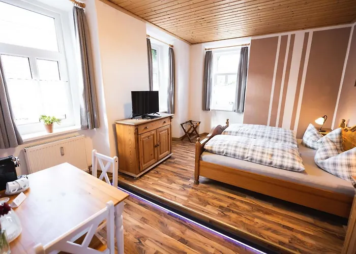 בית הארחה Friedrichshof 3*