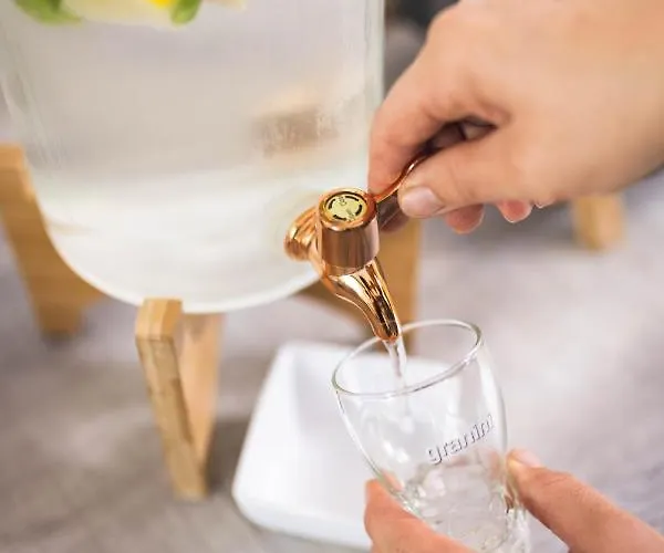 בית הארחה Friedrichshof באד קלוסטרלאוסניץ