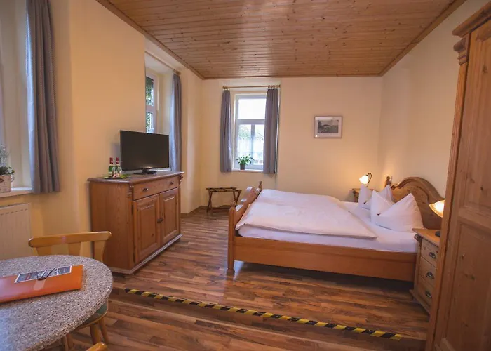 Friedrichshof 3* באד קלוסטרלאוסניץ